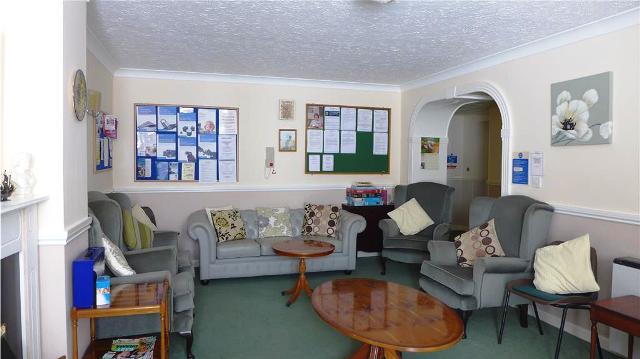  Image of 1 bedroom Apartment to rent in Plantation Terrace Dawlish EX7 at Sefton Court Plantation Terrace Dawlish, EX7 9DR