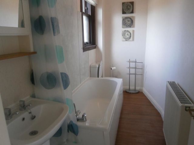 Image of 2 bedroom Flat to rent in Shadepark Gardens Dalkeith EH22 at Dalkeith MidLothian MidLothian, EH22 1BX