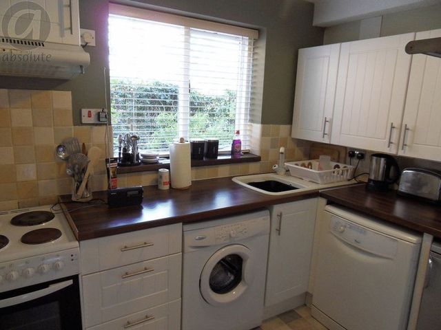  Image of 1 bedroom Flat to rent in Shakespeare Road Bedford MK40 at 61 Shakespeare Road  Bedford, MK40 2UJ
