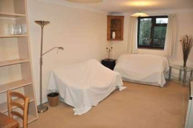  Image of 1 bedroom Flat to rent in Forge Field Shepherds Spring Lane Andover SP10 at Shepherds Spring Lane  Andover, SP10 1QY