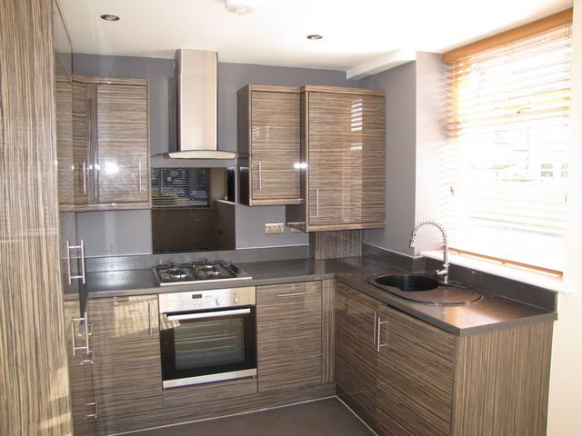  Image of 1 bedroom Apartment to rent in Silvester Road Cowplain Waterlooville PO8 at Silvester Rd  Waterlooville, PO8 8TD
