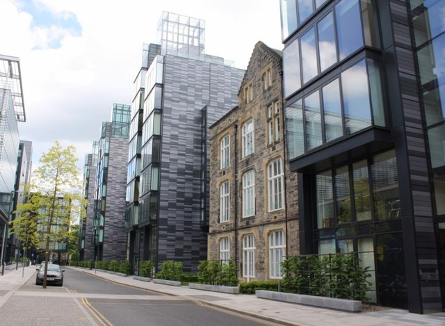  Image of 2 bedroom Flat to rent in Simpson Loan Edinburgh EH3 at City Centre Edinburgh Edinburgh, EH3 9GE