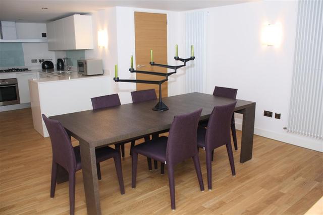  Image of 2 bedroom Flat to rent in Simpson Loan Edinburgh EH3 at City Centre Edinburgh Edinburgh, EH3 9GE