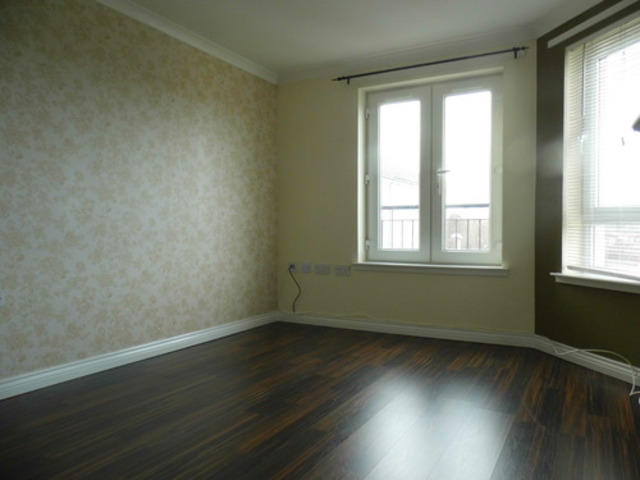  Image of 2 bedroom Flat to rent in Simpson Square Perth PH1 at Perth Perthshire Perthshire, PH1 5BP