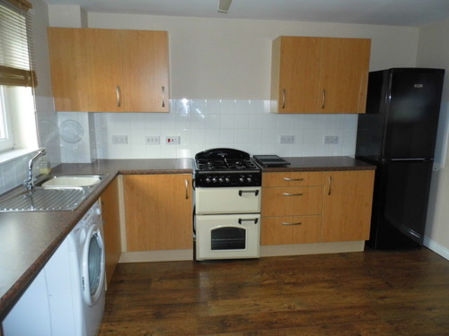  Image of 2 bedroom Flat to rent in Simpson Square Perth PH1 at Perth Perthshire Perthshire, PH1 5BP