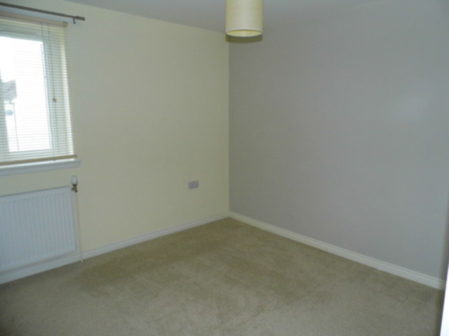  Image of 2 bedroom Flat to rent in Simpson Square Perth PH1 at Perth Perthshire Perthshire, PH1 5BP