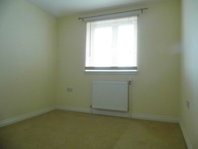  Image of 2 bedroom Flat to rent in Simpson Square Perth PH1 at Perth Perthshire Perthshire, PH1 5BP