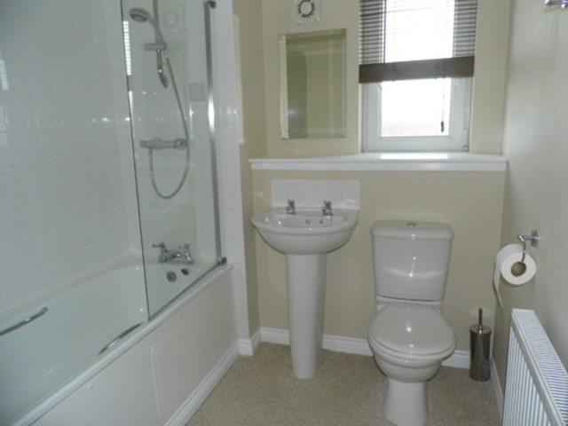  Image of 2 bedroom Flat to rent in Simpson Square Perth PH1 at Perth Perthshire Perthshire, PH1 5BP