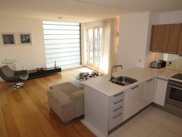  Image of 2 bedroom Apartment to rent in Goulden Street Manchester M4 at 49 Goulden Street  Manchester City, M4 5EN