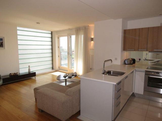  Image of 2 bedroom Apartment to rent in Goulden Street Manchester M4 at 49 Goulden Street  Manchester City, M4 5EN