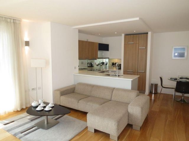  Image of 2 bedroom Apartment to rent in Goulden Street Manchester M4 at 49 Goulden Street  Manchester City, M4 5EN