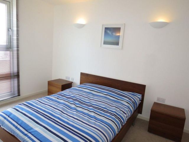  Image of 2 bedroom Apartment to rent in Goulden Street Manchester M4 at 49 Goulden Street  Manchester City, M4 5EN