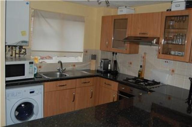  Image of 1 bedroom Terraced house to rent in Somergate Road Cheltenham GL51 at Gloucestershire, GL51 0QE