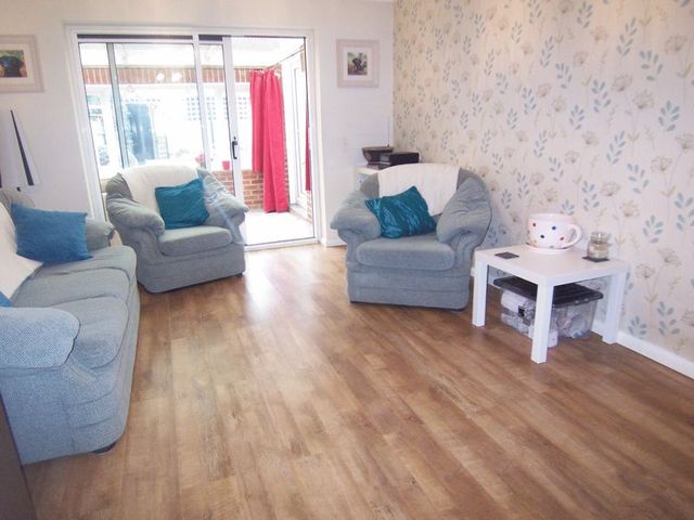  Image of 1 bedroom Terraced house for sale in Somerton Grove Thatcham RG19 at Somerton Grove  Thatcham, RG19 3XE