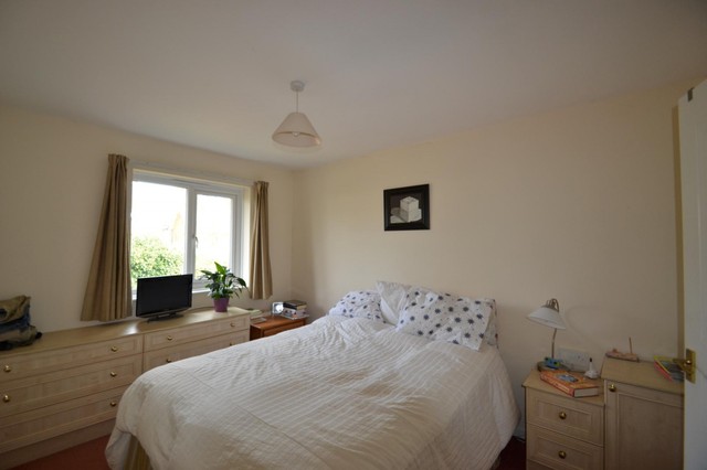  Image of 4 bedroom Detached house to rent in South Albert Road Reigate RH2 at Reigate, RH2 9DP