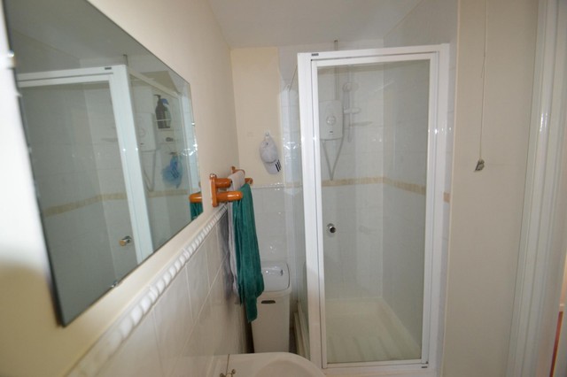 Image of 4 bedroom Detached house to rent in South Albert Road Reigate RH2 at Reigate, RH2 9DP