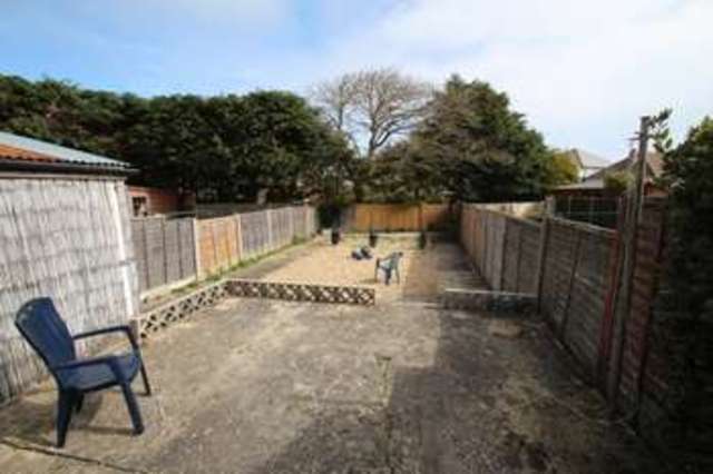  Image of 3 bedroom Property for sale in Southbourne Overcliff Drive Southbourne Bournemouth BH6 at Southbourne Overcliff Drive  Bournemouth, BH6 3NP