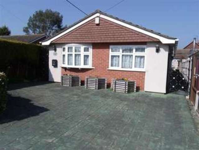  Image of 2 bedroom Bungalow for sale in Southend Road Wickford SS11 at Wickford Essex Wickford, SS11 8PR