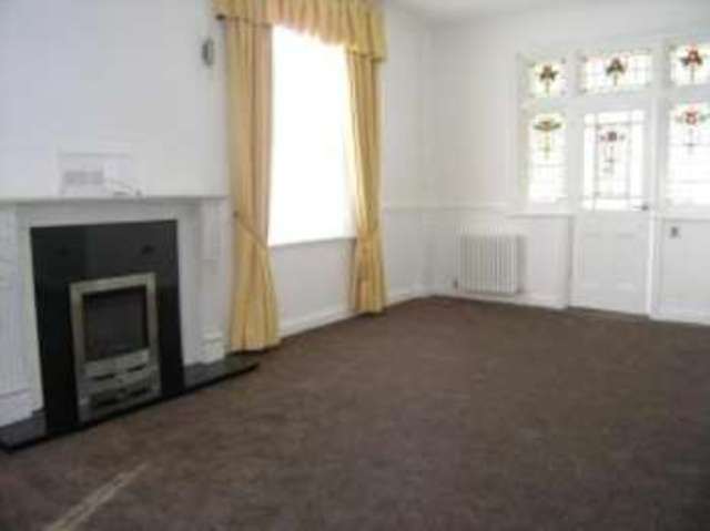  Image of 3 bedroom End of Terrace for sale in Empshott Road Southsea PO4 at Southsea Hampshire Southsea, PO4 8AT