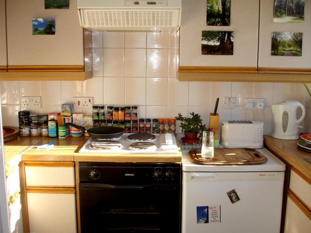  Image of 1 bedroom Flat to rent in Speedwell Close Cherry Hinton Cambridge CB1 at Cherry Hinton  Cambridge, CB1 9YS