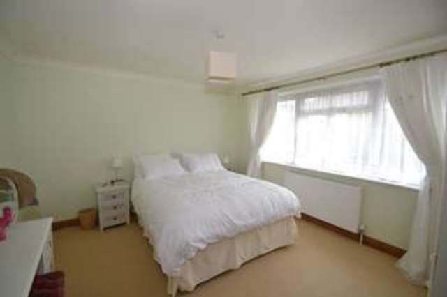  Image of 3 bedroom Detached house for sale in Priory Gardens Spetisbury Blandford Forum DT11 at Spetisbury  Blandford Forum, DT11 9DS