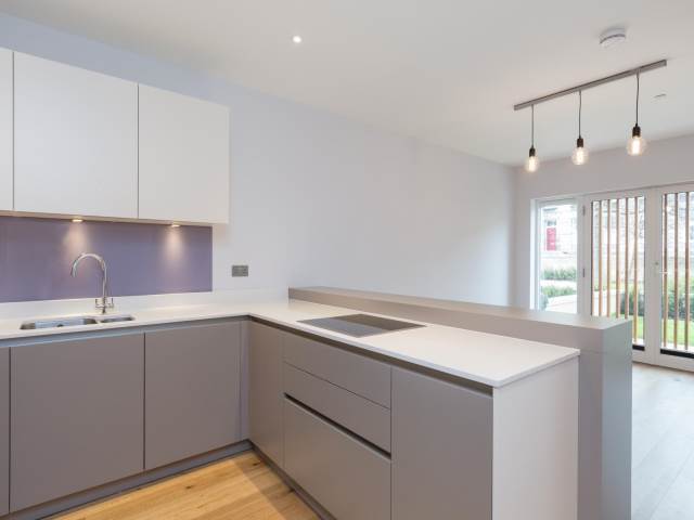  Image of 3 bedroom Town House to rent in St. Bernards Row Edinburgh EH4 at Stockbridge Edinburgh Edinburgh, EH4 1HW