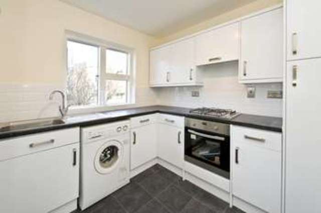  Image of 1 bedroom Property to rent in St. Lukes Road London W11 at St Lukes Road  London, W11 1DH