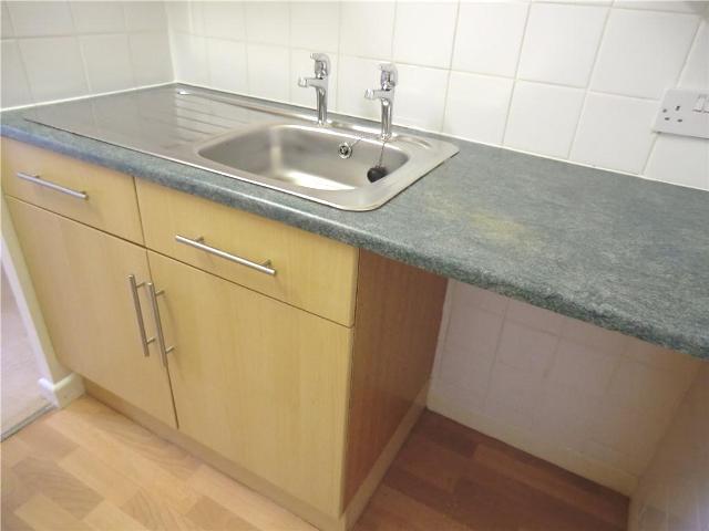  Image of 1 bedroom Apartment to rent in St. Peters Road Bournemouth BH1 at St Peters Court St Peters Road Bournemouth, BH1 2JU