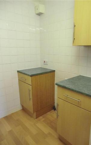  Image of 1 bedroom Apartment to rent in St. Peters Road Bournemouth BH1 at St Peters Court St Peters Road Bournemouth, BH1 2JU