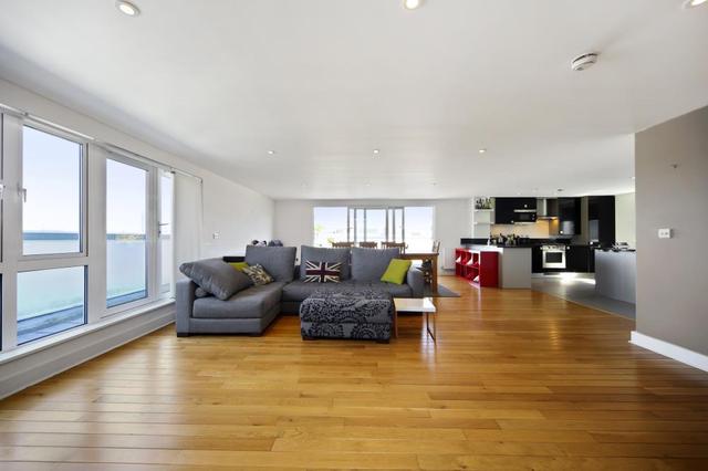  Image of 2 bedroom Flat for sale in Stane Grove London SW9 at Stane Grove  Clapham Road, SW9 9AL