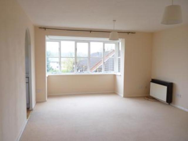  Image of 2 bedroom Apartment to rent in River Meads Stanstead Abbotts Ware SG12 at River Meads  Stanstead Abbotts, SG12 8EE