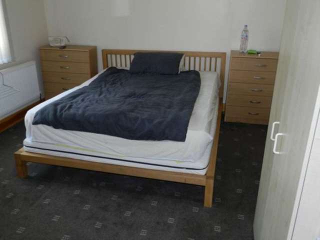  Image of House Share to rent in Starboard Way London E14 at Starboard Way Coldharbour London, E14 8PE
