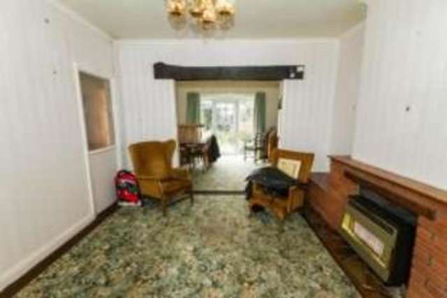  Image of 3 bedroom Semi-Detached house for sale in Stonehill Avenue Birstall Leicester LE4 at Birstall Leicester Birstall, LE4 4JB