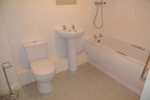  Image of 2 bedroom Flat to rent in Talbot Road Blackpool FY3 at Talbot Road  Blackpool, FY3 7BD