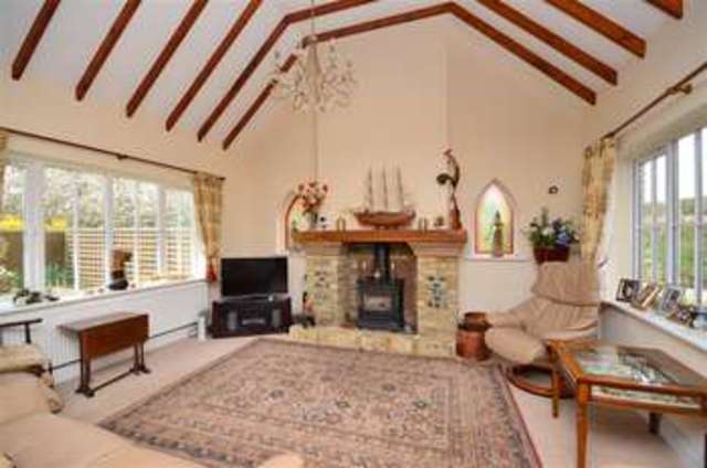  Image of 5 bedroom Detached house for sale in Stonerock Close Sturry Canterbury CT2 at Sturry Canterbury Canterbury, CT2 0JX