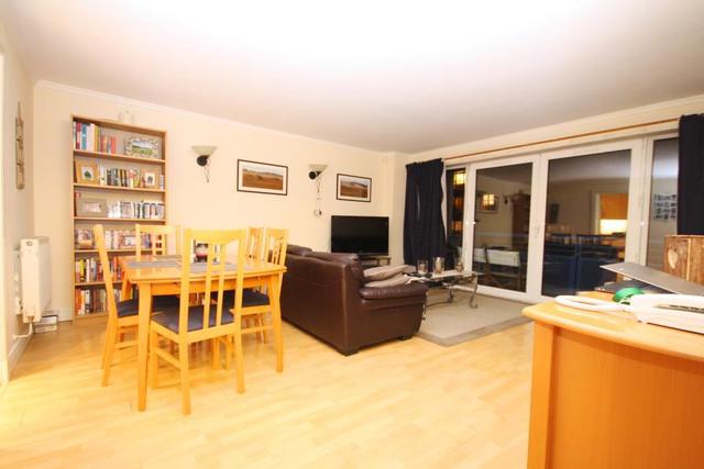  Image of 2 bedroom Flat to rent in Rotherhithe Street London SE16 at London, SE16 5EQ