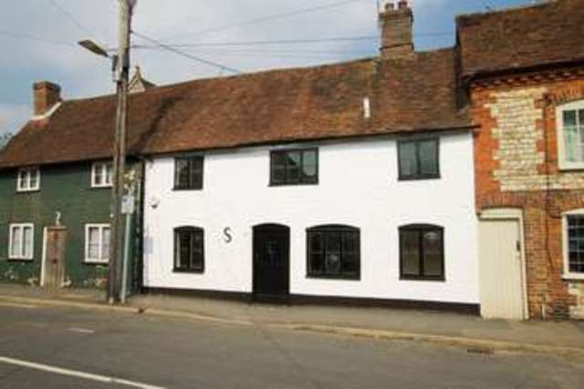  Image of 2 bedroom Terraced house for sale in Sussex Road Petersfield GU31 at Petersfield Hampshire, GU31 4JX
