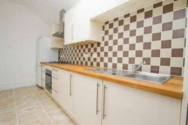  Image of 2 bedroom Terraced house for sale in Sussex Road Petersfield GU31 at Petersfield Hampshire, GU31 4JX