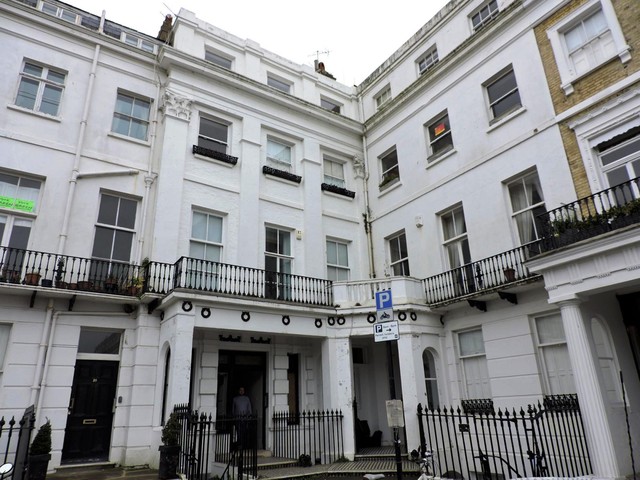  Image of 1 bedroom Flat to rent in Sussex Square Brighton BN2 at Brighton, BN2 5AB