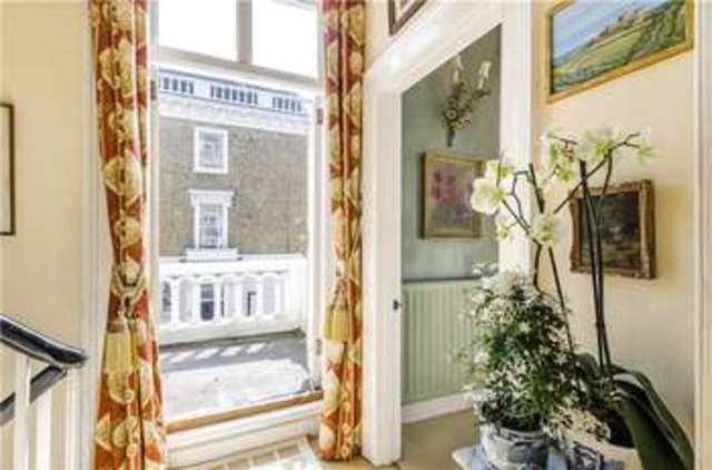  Image of 5 bedroom Flat for sale in Sutherland Street London SW1V at London  Pimlico, SW1V 4JU