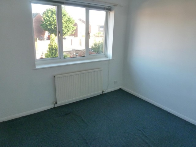  Image of 3 bedroom Detached house to rent in Sway Gardens Bournemouth BH8 at Throop  Bournemouth, BH8 0PG