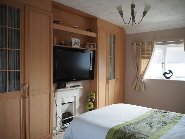  Image of 3 bedroom Semi-Detached house for sale in Terry Avenue Newark NG24 at Terry Avenue  Newark, NG24 2DW