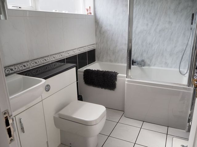  Image of 3 bedroom Semi-Detached house for sale in Terry Avenue Newark NG24 at Terry Avenue  Newark, NG24 2DW