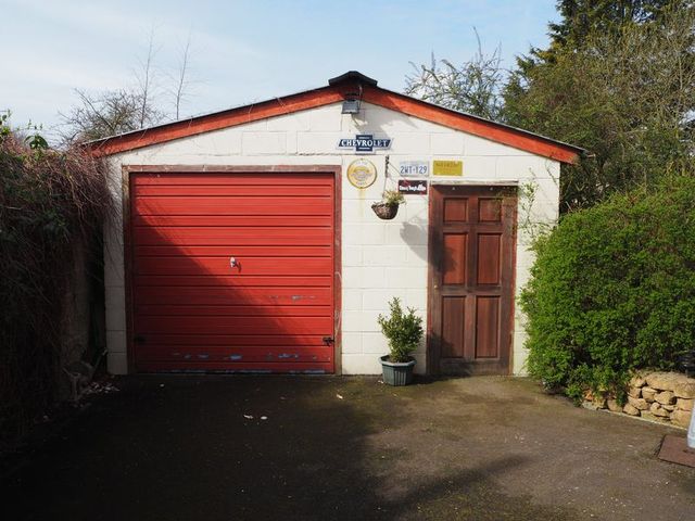  Image of 3 bedroom Semi-Detached house for sale in Terry Avenue Newark NG24 at Terry Avenue  Newark, NG24 2DW