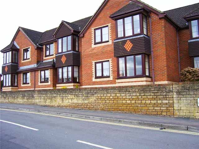  Image of 1 bedroom Apartment to rent in Glebe Road Wootton Bassett Swindon SN4 at The Burlongs Glebe Road Royal Wootton Bassett, SN4 7DR