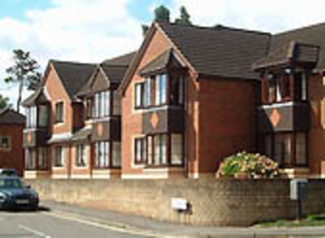  Image of 1 bedroom Apartment to rent in Glebe Road Wootton Bassett Swindon SN4 at The Burlongs Glebe Road Royal Wootton Bassett, SN4 7DR