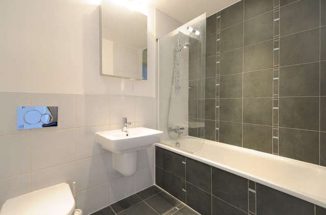  Image of 2 bedroom Flat for sale in Gunwharf Quays Portsmouth PO1 at Gunwharf Quays Portsmouth Hampshire, PO1 3SY