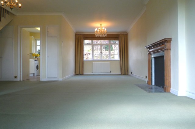  Image of 3 bedroom Detached house to rent in The Crescent Pendleton Road Redhill RH1 at Pendleton Road  Redhill, RH1 6LD