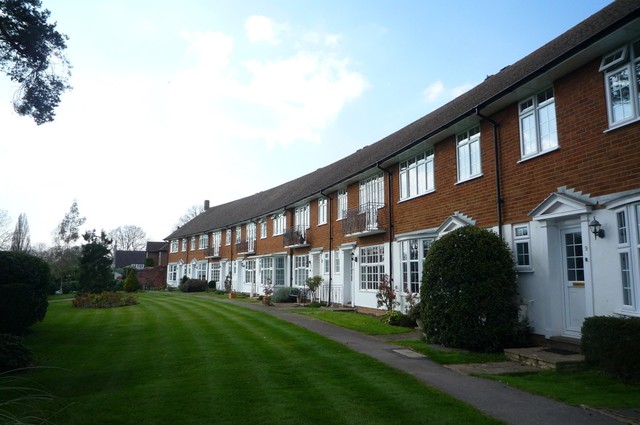  Image of 3 bedroom Detached house to rent in The Crescent Pendleton Road Redhill RH1 at Pendleton Road  Redhill, RH1 6LD