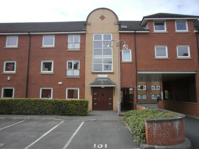  Image of 2 bedroom Flat to rent in Whiteoak Road Fallowfield Manchester M14 at Fallowfield Manchester Manchester, M14 6WT